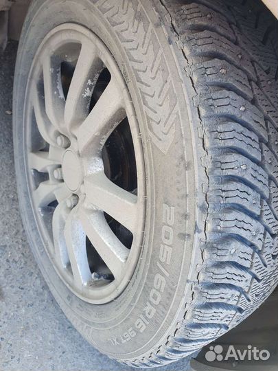 Nokian Tyres Hakkapeliitta 8 205/60 R16