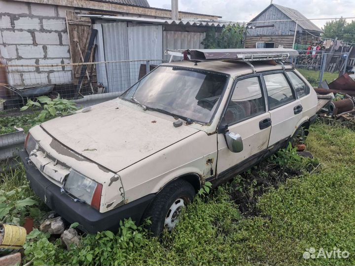 ВАЗ 2109 1.5 МТ, 1989, 200 000 км