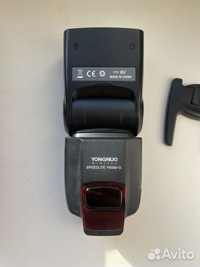 Вспышка Yongnuo Speedlite YN560-II