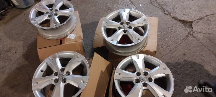 Диски 5x114.3 r16