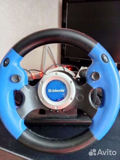 Игровой руль с педалями для пк