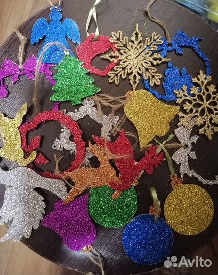 Новогодние игрушки из дерева