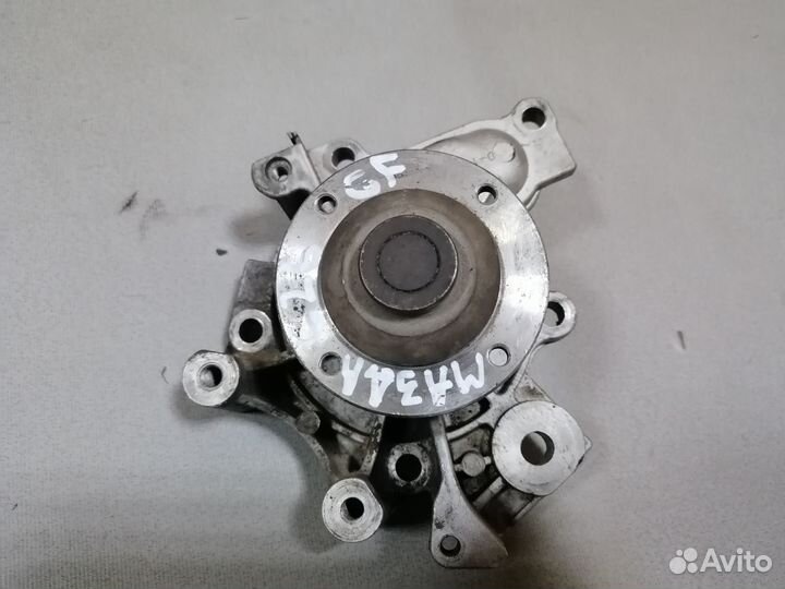 Помпа 1.8 Mazda 626 GF 1997-2002