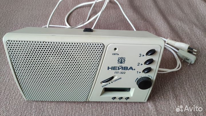 Трехпрограммный приемник проводного вещания 