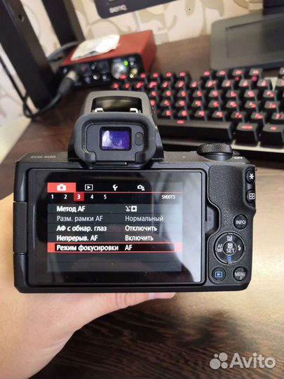 Фотоаппарат Canon m50