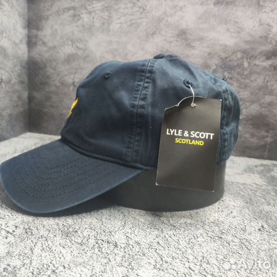 Кепка бейсболка Lyle Scott