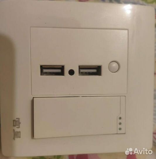 Выключатель света с USB