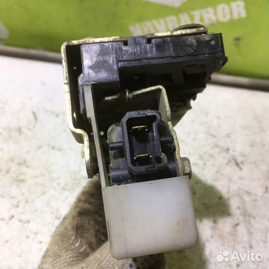 Замок двери задней правой Рено Сценик