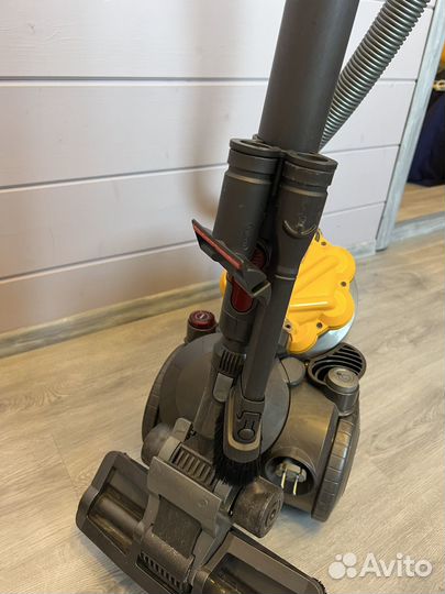 Пылесос Dyson dc29