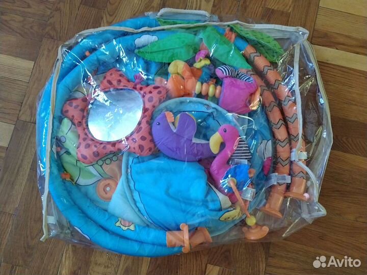 Развивающий коврик Tiny Love