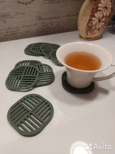 Подстаканники, подставки под чашки