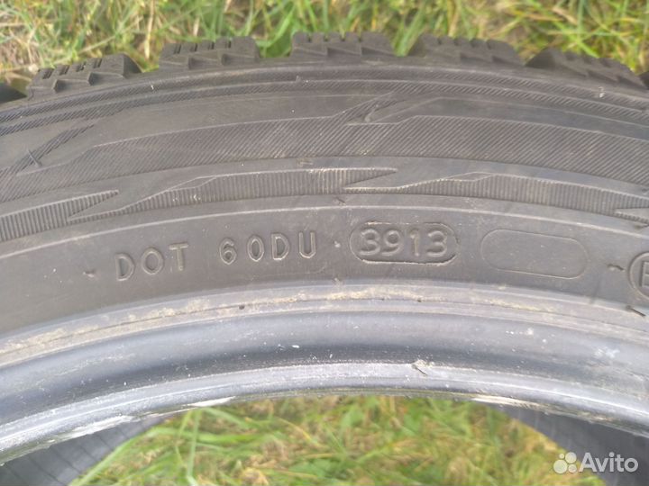 Nokian Tyres Hakkapeliitta R2 SUV 275/40 R20 106R