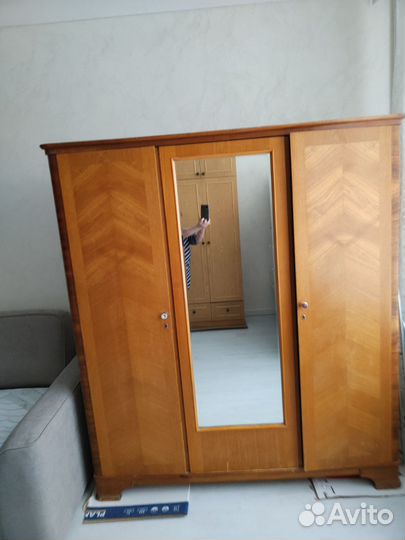 Шкаф для одежды бу