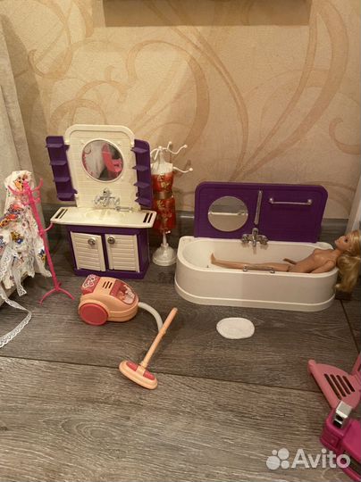 Барби мебель, машина, шкаф, аксессуары
