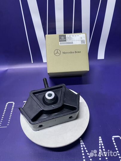 Подушка двигателя правая