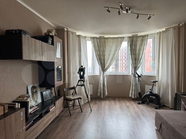 2-к. квартира, 58,7 м², 14/17 эт.