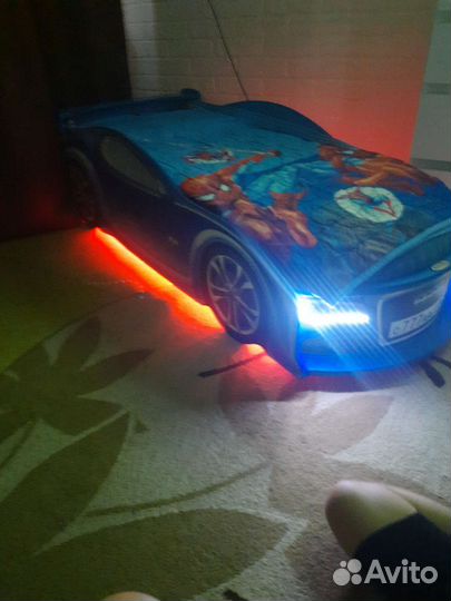 Детская кровать машина с подсветкой