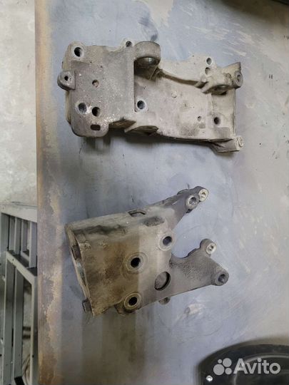 Двигатель на запчасти EW10A (RFJ) 2.0 140 л.с