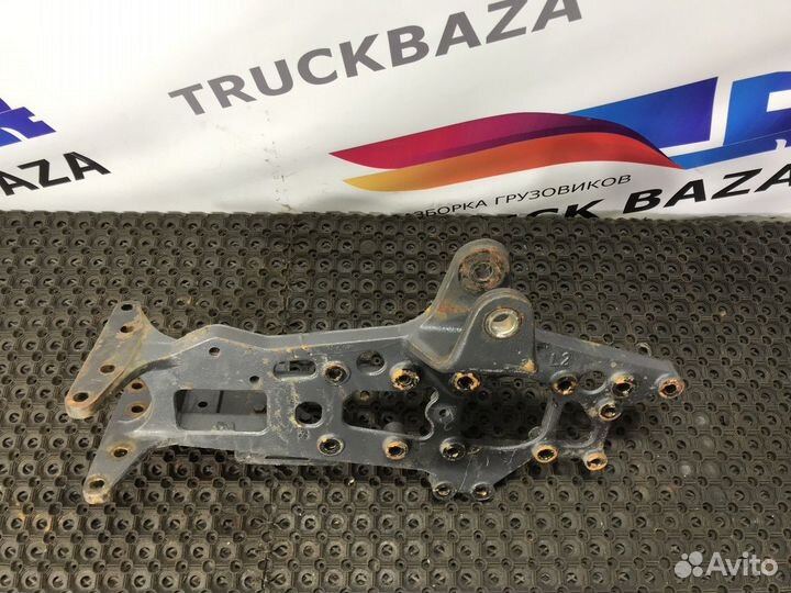 Кронштейн крепления рессоры левый