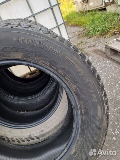 Nokian Tyres Hakkapeliitta 9 SUV 235/65 R18