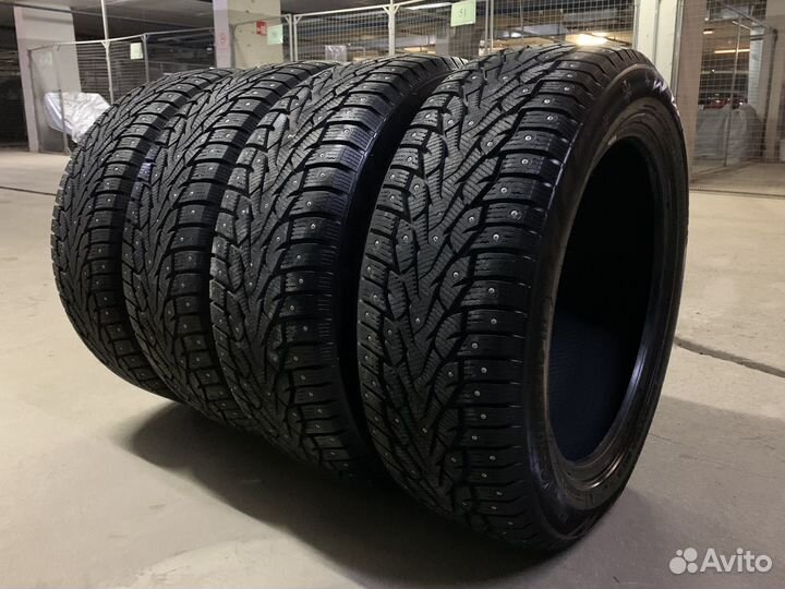 iLink Wintervorhut Stud III 235/55 R19 105T
