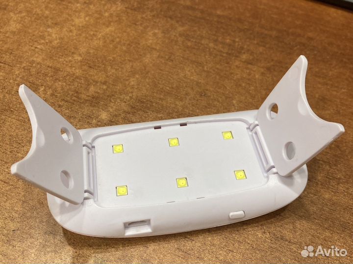 Лампа для маникюра