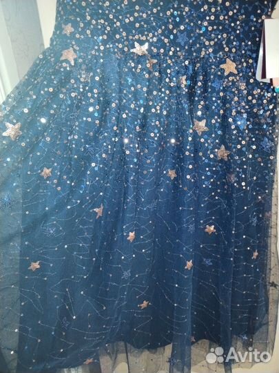 Платье нарядное