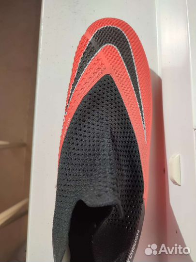 Футбольные бутсы