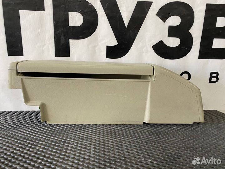 Бокс для хранения Volvo FH4 84001997