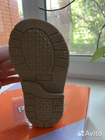 Сандали ortuzzi