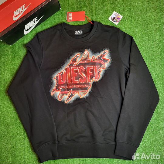 Свитшот новый diesel