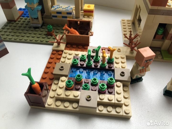 Lego minecraft 21160 оригинал б/у