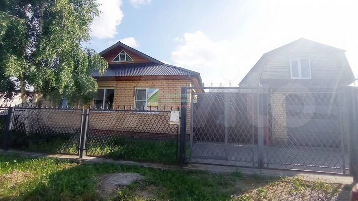 Коттедж 160 м² на участке 5 сот.