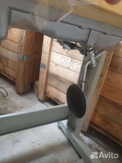 Швейная машина zoje 8700