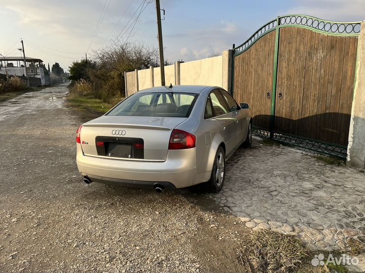 В разборе Audi S6 4.2 L (C5 ) Quattro 2004г