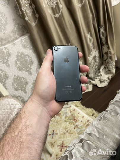 iPhone 7, 32 ГБ