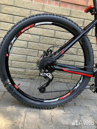 Велосипед Cube