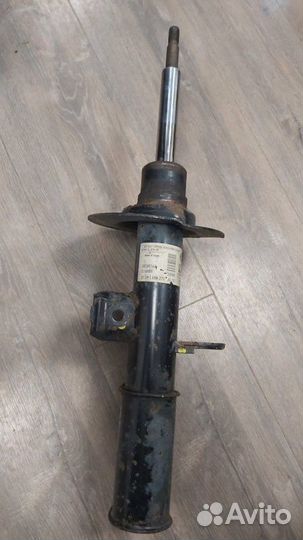 Амортизатор передний правый Bmw X5 E53