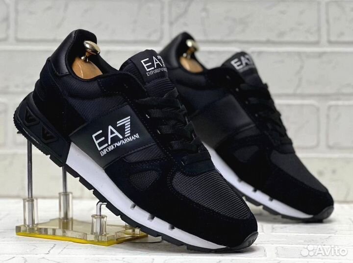 Кроссовки Armani