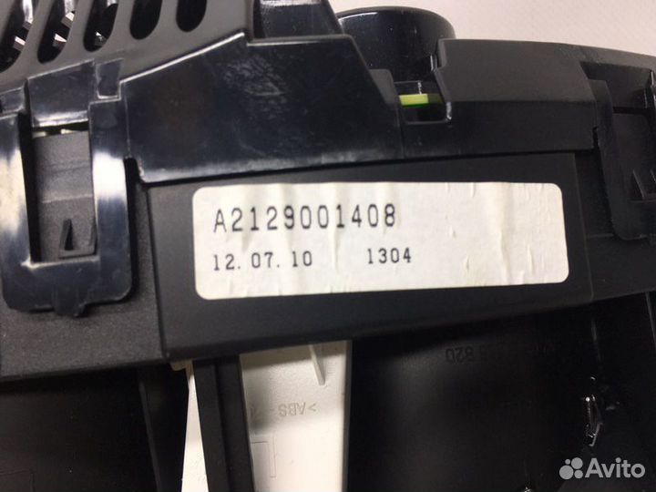 Щиток приборов Mercedes-Benz E W212 3.5 2010