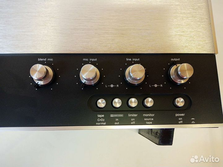 Кассетная дека Nakamichi 700