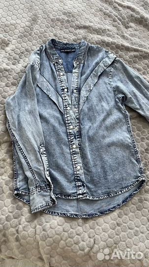 Джинсовая рубашка
