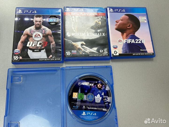 Sony PlayStation 4 Slim 500 Gb 2 джостика + диски