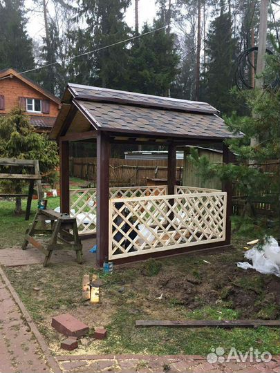 Бригада строителей