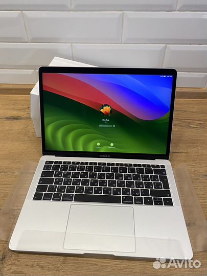 Macbook air 13 i5 2019 retina 128gb