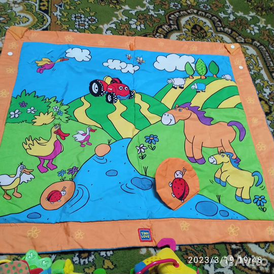 Развивающий коврик tiny love