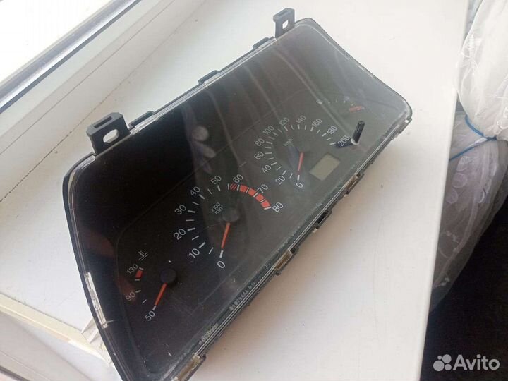 Приборная панель ваз 2110