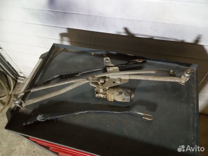VW Passat b4/b3 механизм стеклоочистителей