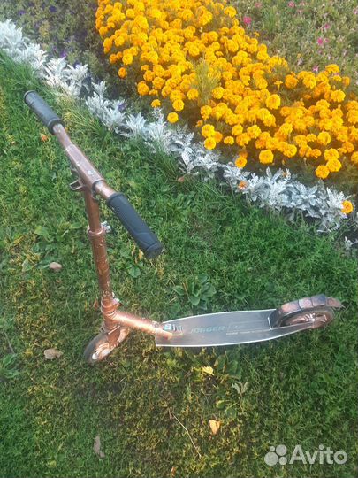 Самокат Jogger 210