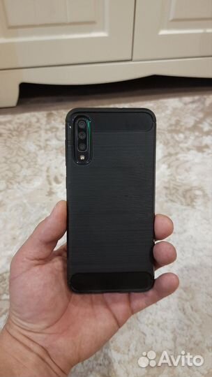 Samsung Galaxy A50, 4/64 ГБ